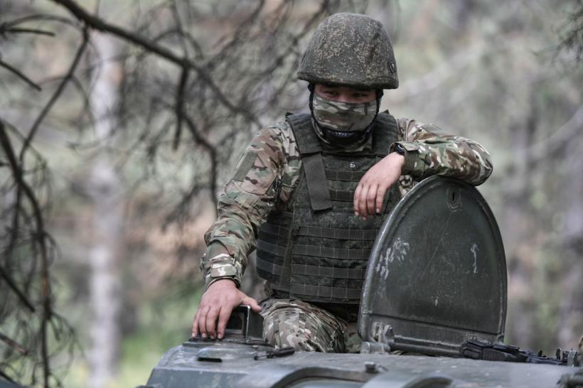 Rusia anunţă respingerea unei incursiuni terestre ucrainene