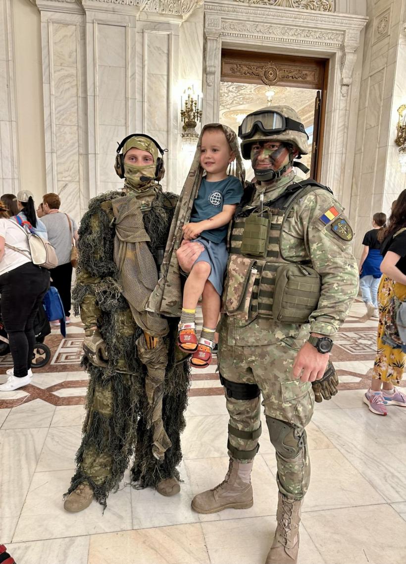 Peste 30.000 de copii au vizitat de 1 iunie Palatul Parlamentului 18842632