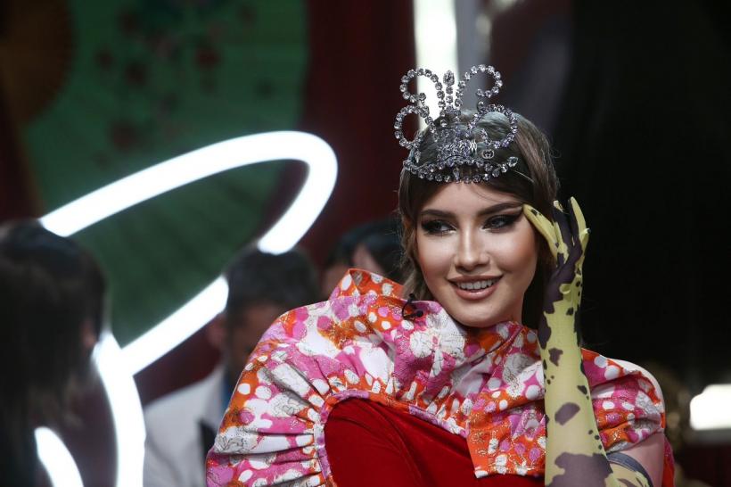 Iulia Albu, roast de senzație pentru Nelu Cortea în Gala Combinațiilor Explozive Replicile juratului iUmor și numărul de dans la care au participat Șerban Copoț, Dan Badea și magicianul Robert Tudor 18842740