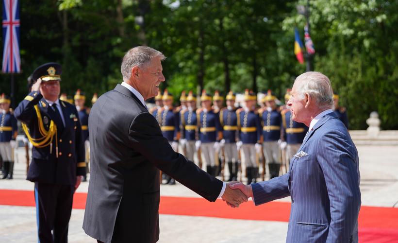 Regele Charles al III-lea a ajuns la Valea Zălanului. El s-a îmbrățișat cu localnicii 18842767