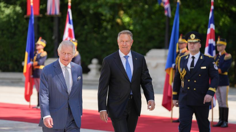 Regele Charles al III-lea a ajuns la Valea Zălanului. El s-a îmbrățișat cu localnicii 18842771