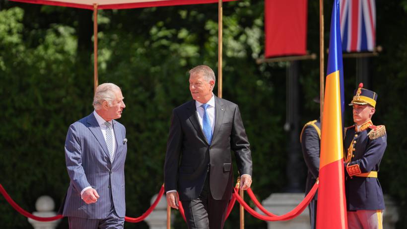 Regele Charles al III-lea a ajuns la Valea Zălanului. El s-a îmbrățișat cu localnicii 18842772