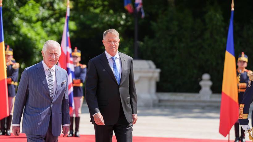 Regele Charles al III-lea a ajuns la Valea Zălanului. El s-a îmbrățișat cu localnicii 18842777