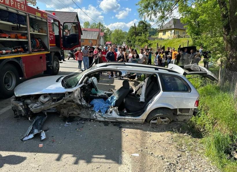 Accident teribil cu șase victime în Bistrița-Năsăud. Intervine elicopterul SMURD