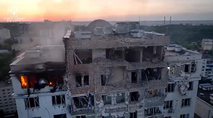 Război în Ucraina: Rachetele rusești au ucis la Dnipro un copil de 2 ani și au rănit alte 22 de persoane 18842957