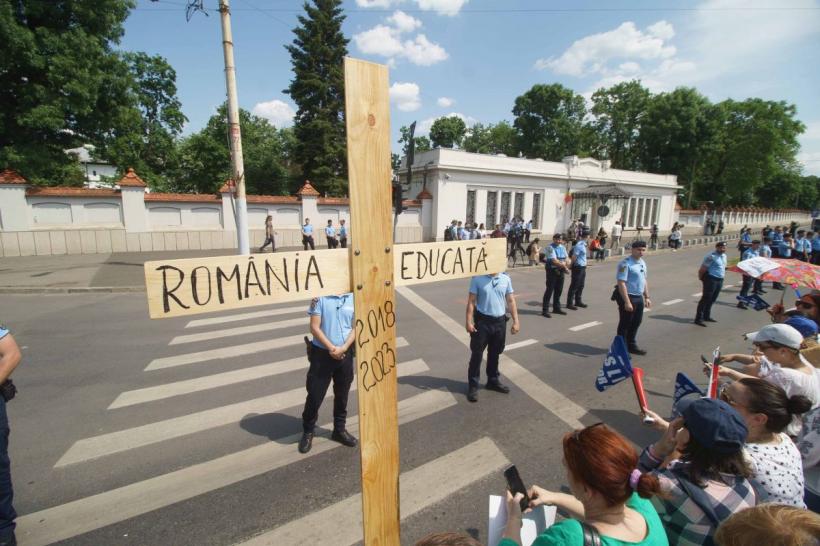 Greva continuă. Profesorii către politicieni: „Nu ne-ați convins!” 18842987