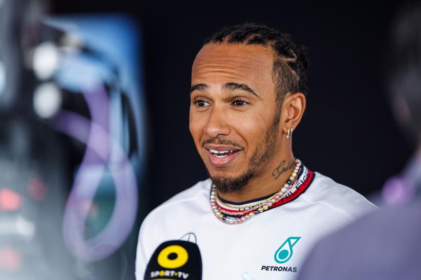 Mercedes, amendată pentru că fizioterapeuții lui Hamilton și Russell au urcat pe podium la Barcelona 18843084
