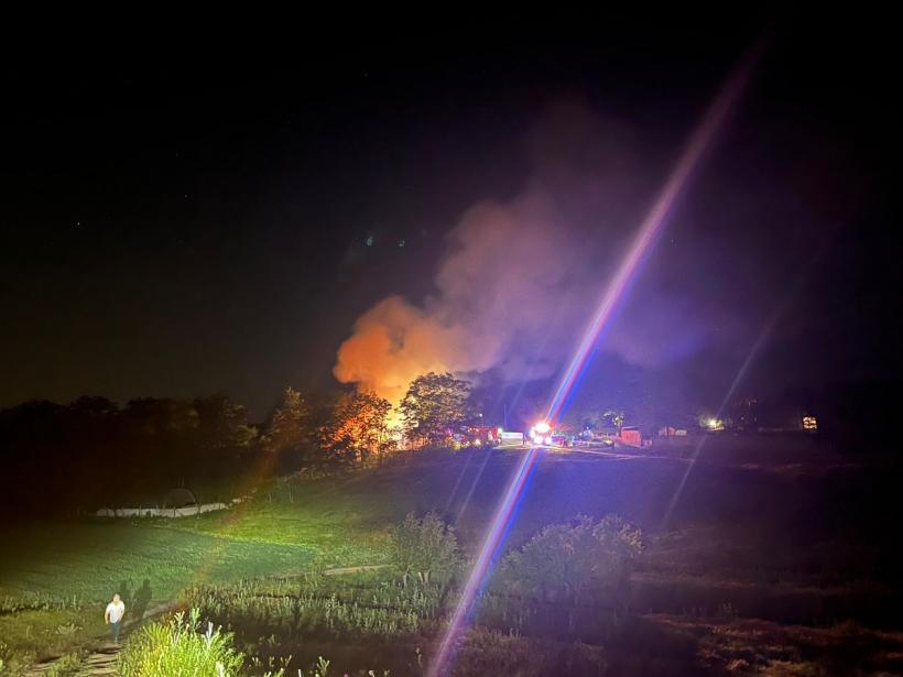 Incendiu violent în județul Tulcea 18843297