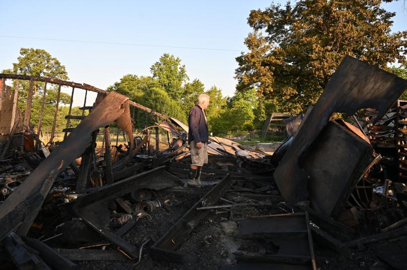 Incendiu la grădina zoologică din Virginia 18843517