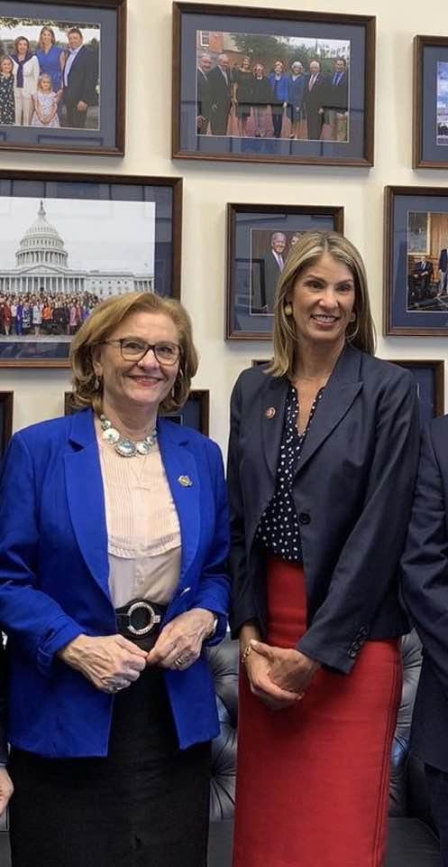 Europarlamentarul PUSL Maria Grapini, după vizita oficială la Washington: Am cerut ridicarea vizelor pentru români 18843792