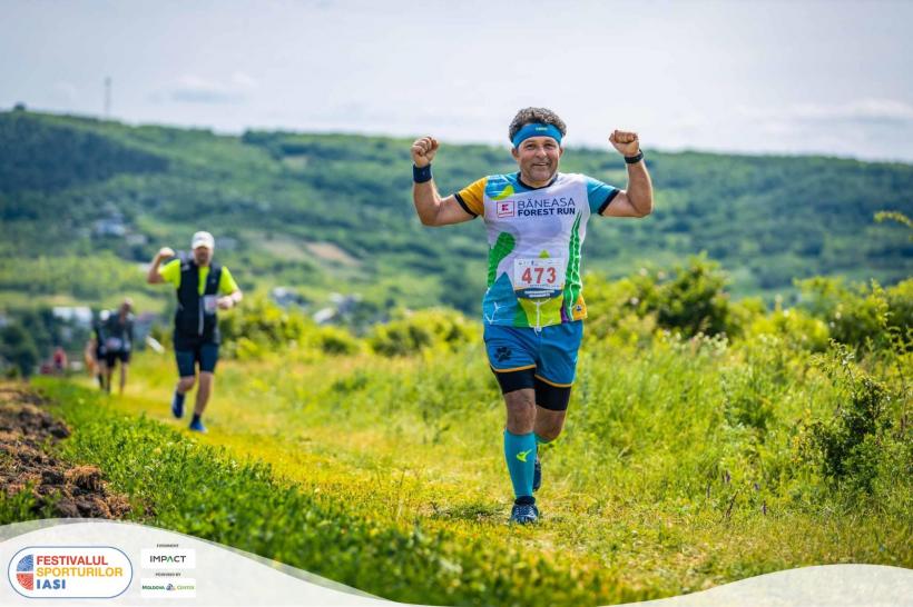 Costel Untea, angajatul SRCF Infrastructură Constanța, locul I la semimaratonul „Festivalul Sporturilor“, categoria 60+ 18843930