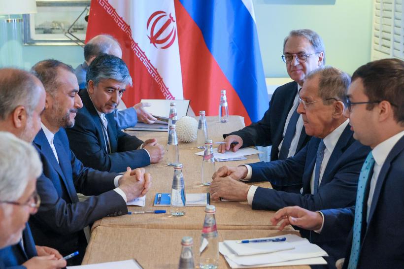 Statele Unite condamnă sprijinul militar pe care Iranul îl oferă Rusiei 18844086