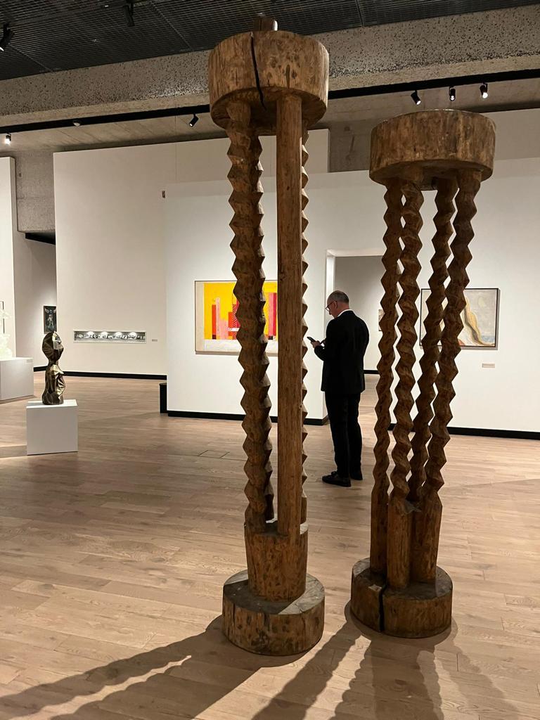 Una dintre cele mai ample expoziții de artă românească din ultimii ani prezentată în afara țării se deschide la Kunsthalle Praga 18844011