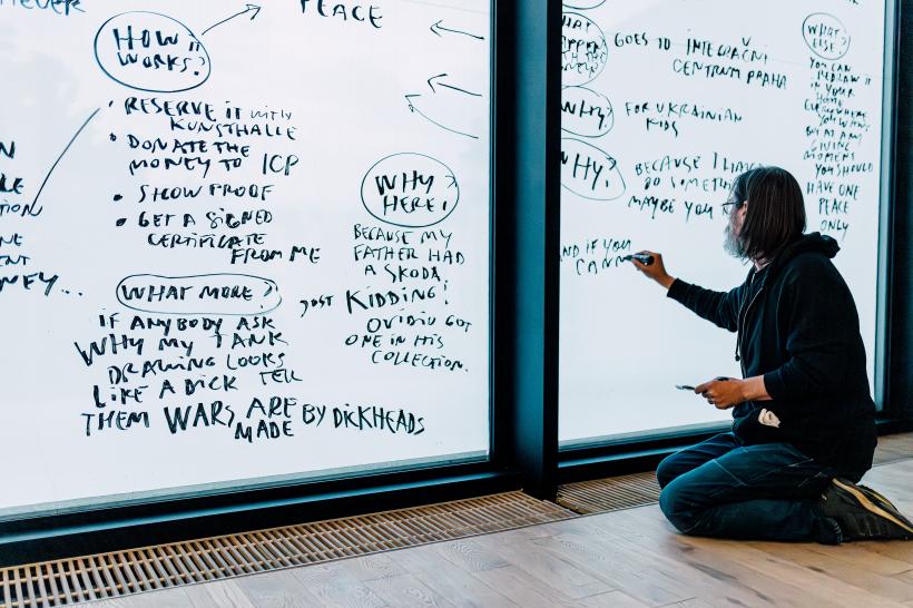 Una dintre cele mai ample expoziții de artă românească din ultimii ani prezentată în afara țării se deschide la Kunsthalle Praga 18844020