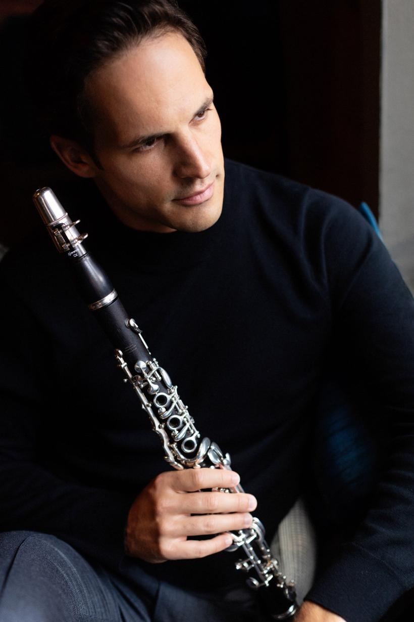 Dirijorul și clarinetistul vienez ANDREAS OTTENSAMER închide stagiunea ORCHESTREI DE CAMERĂ RADIO 18843676