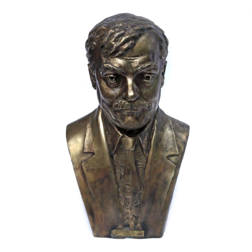 „Garden of Eden”, scoasă la licitație 18843650