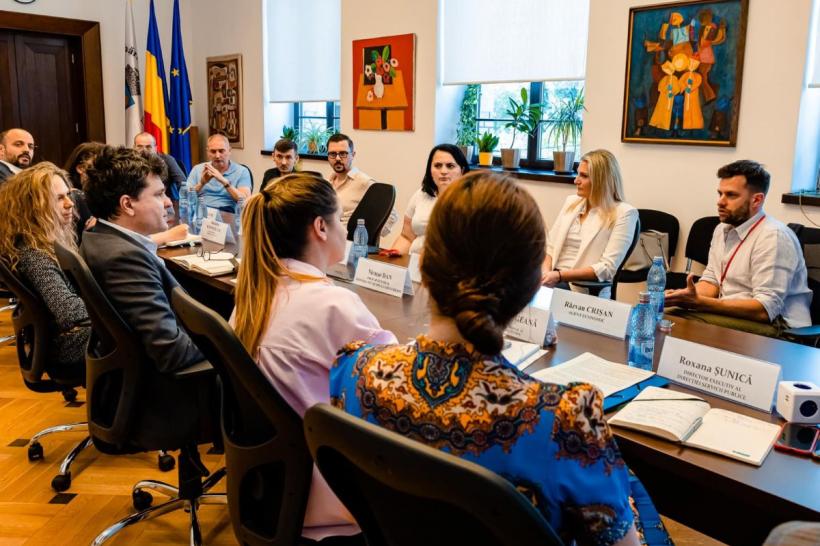 Nicuşor Dan: "Construcţiile ilegale din centrul vechi vor trebui desfiinţate până la 1 iulie" 18844065