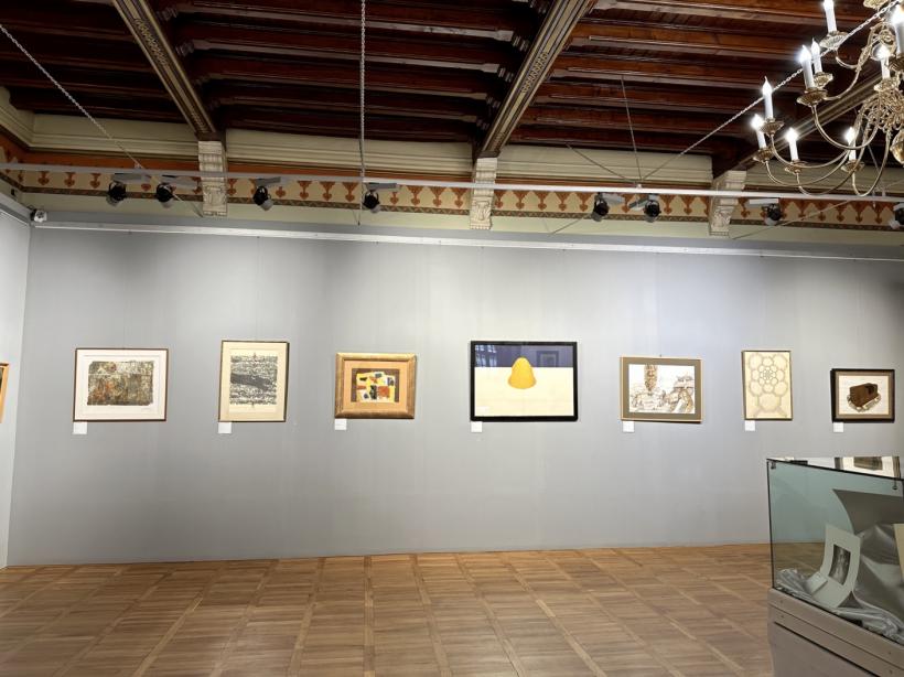 100 de artiști, 100 de ani de artă românească, într-un castel de peste 100 de ani 18844054