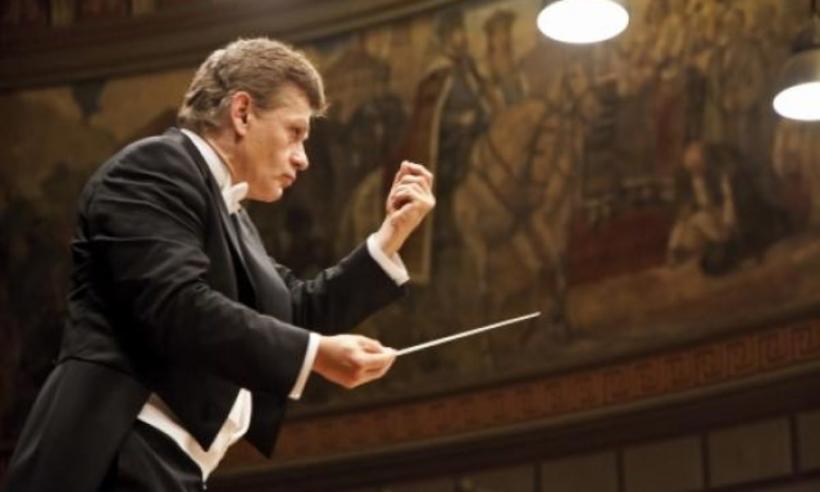 Maestrul Christian Badea şi violistul Răzvan Popovici cântă Schumann, Walton şi Wagner la Ateneul Român 18844336