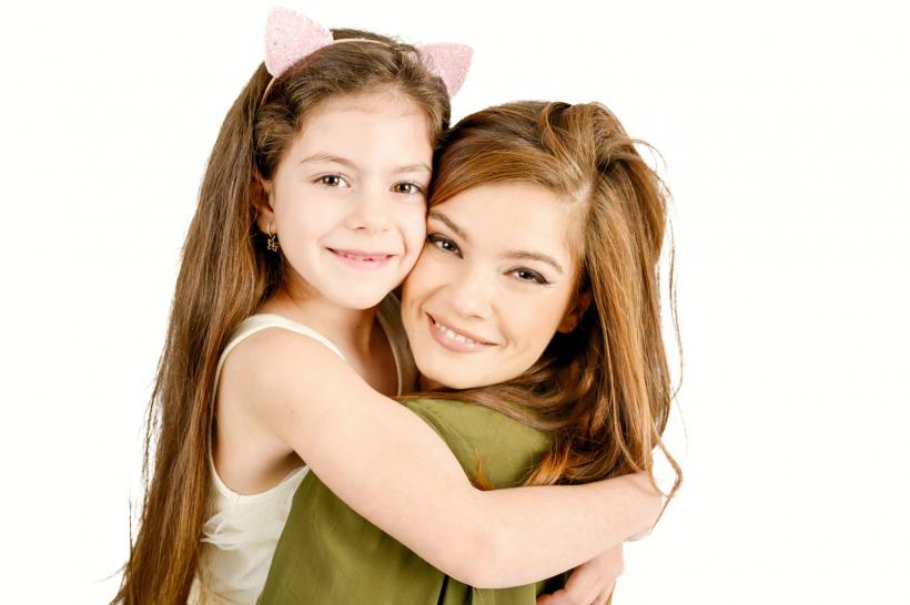 Doina Teodoru, personaj cu o viaţă tumultoasă în Lasă-mă, îmi place! Camera 609, de la Antena 1, alături de Lucian Ionescu şi Iulia Barbu 18844385