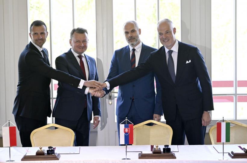 Grupul Vişegrad va proteja Slovacia prin operaţiuni aeriene comune 18844508