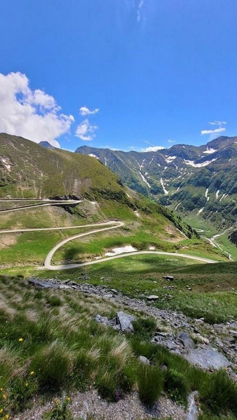 Se caută soluții pentru a se circula mai mult timp pe Transfăgărășan 18844674