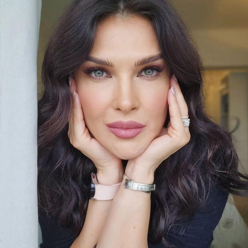 Monica Bîrlădeanu recunoaște relația cu medicul Valeriu Gheorghiță: Îmi doresc să aflaţi adevărul direct de la mine 18844713