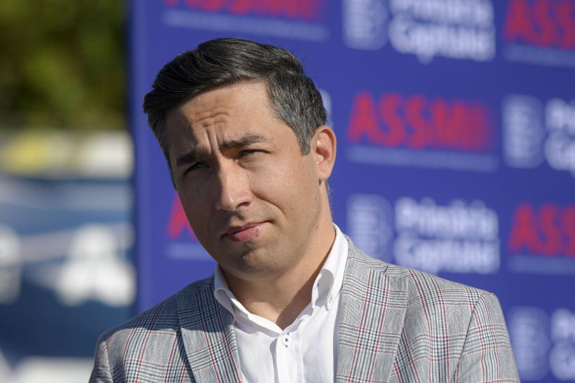 Monica Bîrlădeanu recunoaște relația cu medicul Valeriu Gheorghiță: Îmi doresc să aflaţi adevărul direct de la mine 18844717