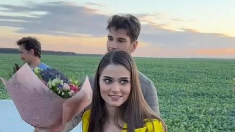 Fericire în showbiz. A venit pe lume primul copil al cuplului Theo Rose și Anghel Damian 18844836