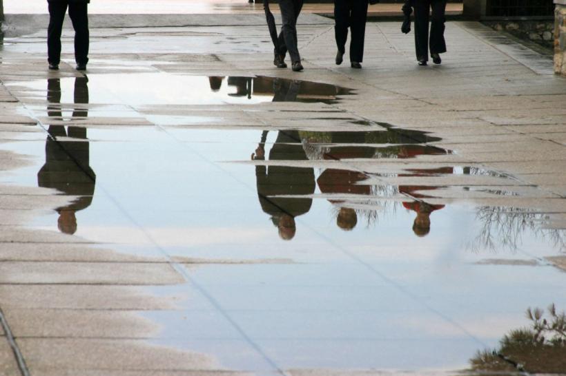  Singurătatea, o problemă la nivelul întregului continent. Cum o prevenim 18844854