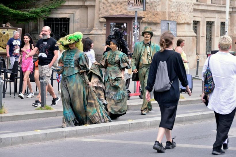 Calea Victoriei și Aleea Circului redevin pietonale în weekendul 17-18 iunie la „Străzi deschise – Bucureşti” 18845256