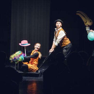 Teatrul Dramaturgilor Români anunță premiera spectacolului URMUZ VA FI NUMELE SĂU, în regia lui Gavriil Pinte 18845302