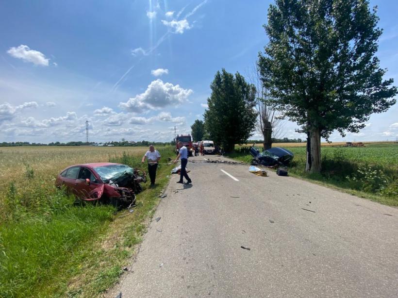 Accident mortal în Prahova. Două persoane au decedat. Șoferul vinovat era căutat pentru viol 18845497