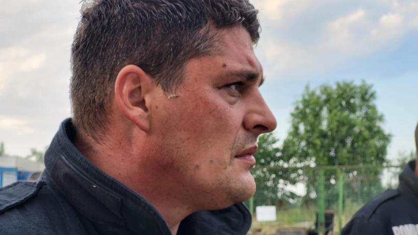 Eroii zilei: și-au lăsat acasă soțiile, copiii, părinții și au venit în sprijin la Petromidia 18846192