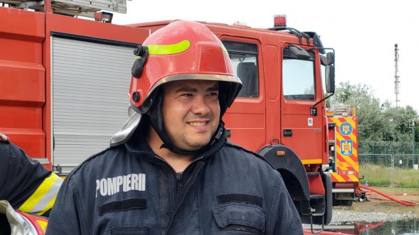 Eroii zilei: și-au lăsat acasă soțiile, copiii, părinții și au venit în sprijin la Petromidia 18846194