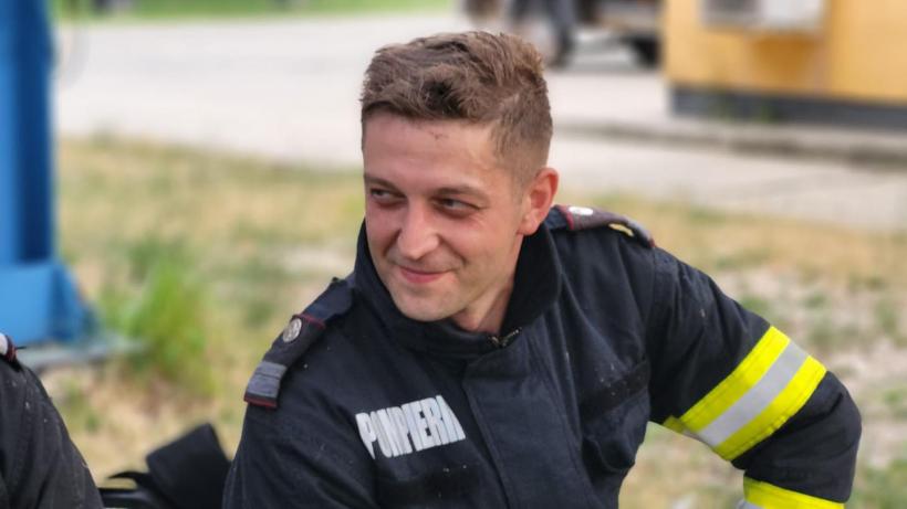 Eroii zilei: și-au lăsat acasă soțiile, copiii, părinții și au venit în sprijin la Petromidia 18846196