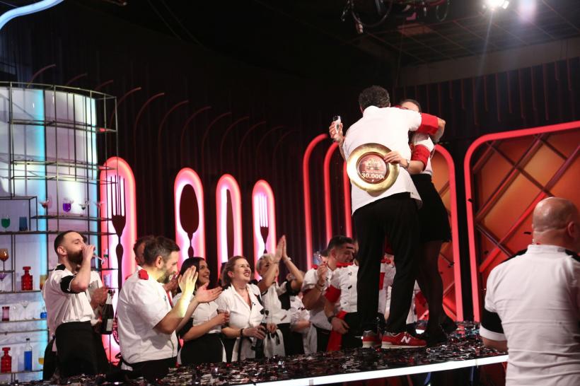 Finala Chefi la cuțite. Nina Hariton este câștigătoarea sezonului 11 al show-ului culinar! 18846053