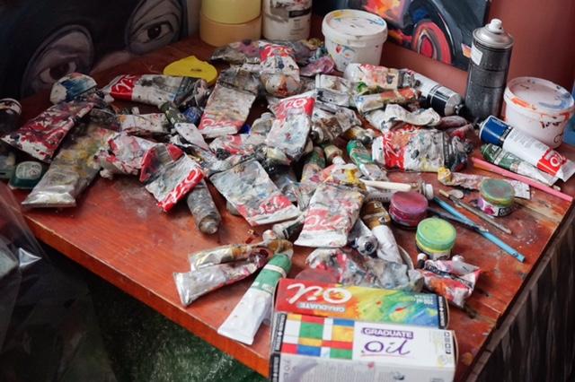 La pas prin atelierele UAP din România. Sabina Suru, Ilina Schileru și Daniel Stancu, printre artiștii care-și deschid atelierele într-un duplex cultural București - Râmnicu Vâlcea 18845919