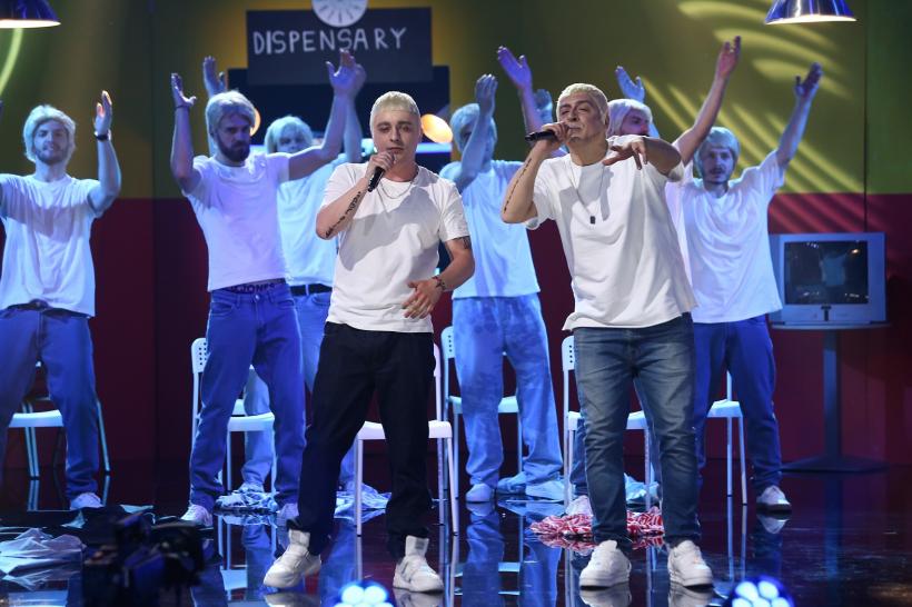 CRBL și Radu Țibulcă, o notă de originalitate adusă piesei lui Eminem în finala Te cunosc de undeva!: „Dacă Eminescu ar fi făcut muzică, sigur ar fi sunat ceva de genul ăsta“ 18845885