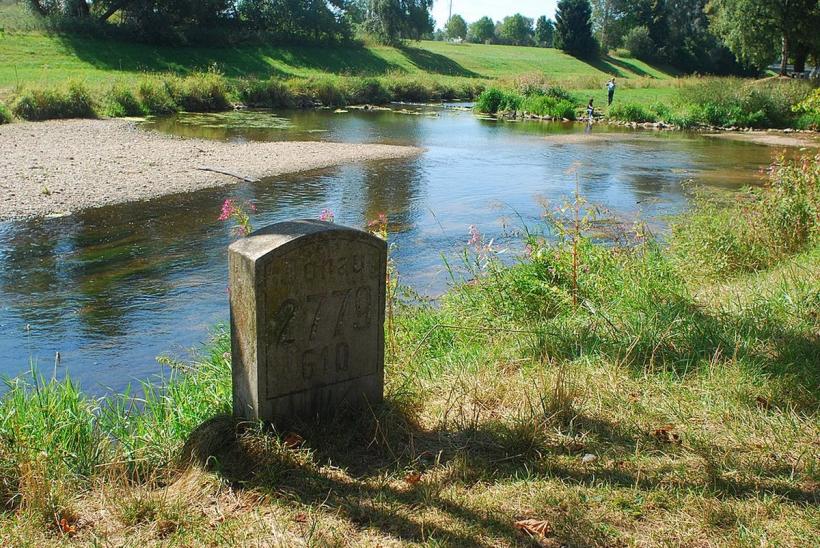 Dicționar cultural. De unde provine numele fluviului-emblemă al României 18846126