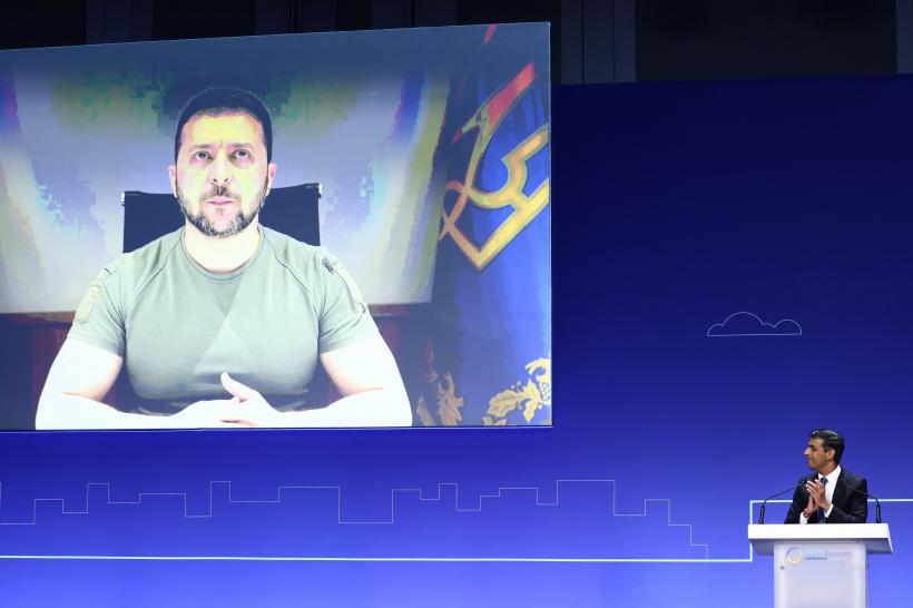 Occidentul bagă miliarde în reconstrucţia Ucrainei. Primii paşi, făcuţi de două multinaţionale 18846217