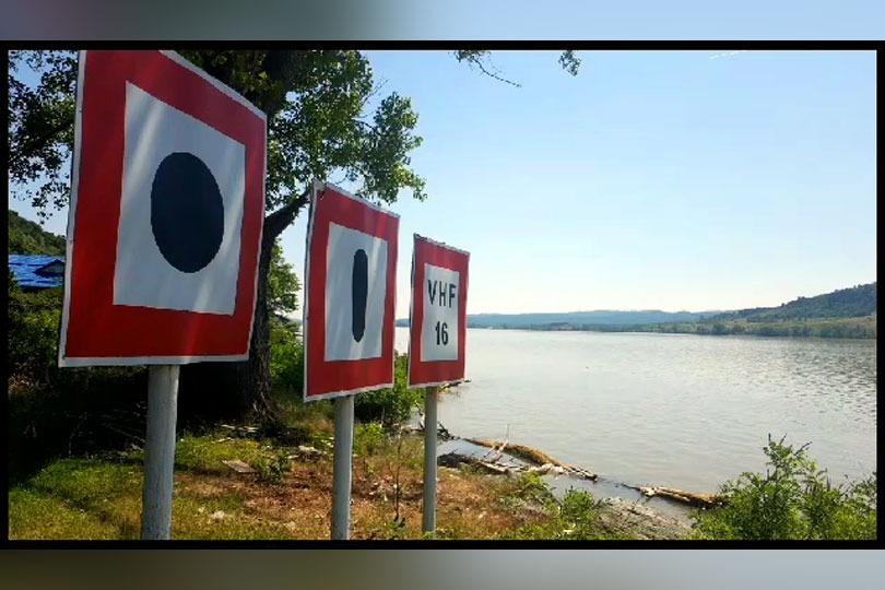 Unda de poluare formată anterior pe Dunăre în zona Cělarevo (Serbia) a fost stopată înainte de a ajunge la granița României 18846298