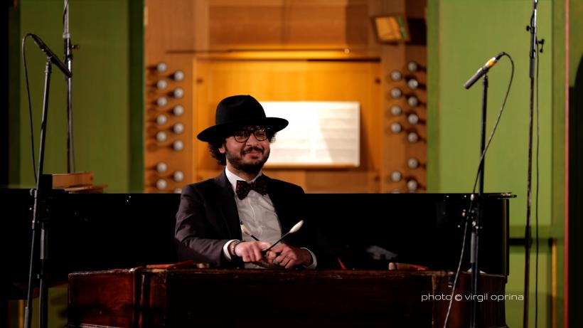 Rodica Mandache şi tânărul actor Eduard Păuna aduc Aplauze pentru poet... pe scenă, la FITS, pe 28 iunie 18845929