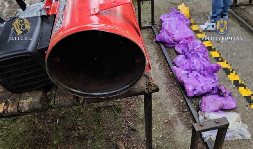 Droguri, transportate din Spania într-un compresor, descoperite de polițiștii din Timișoara 18846602