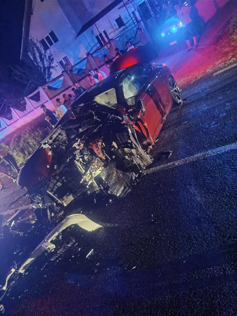 Accident cu 4 victime pe Valea Oltului. Șoferul vinovat a fugit pentru că era beat 18846656