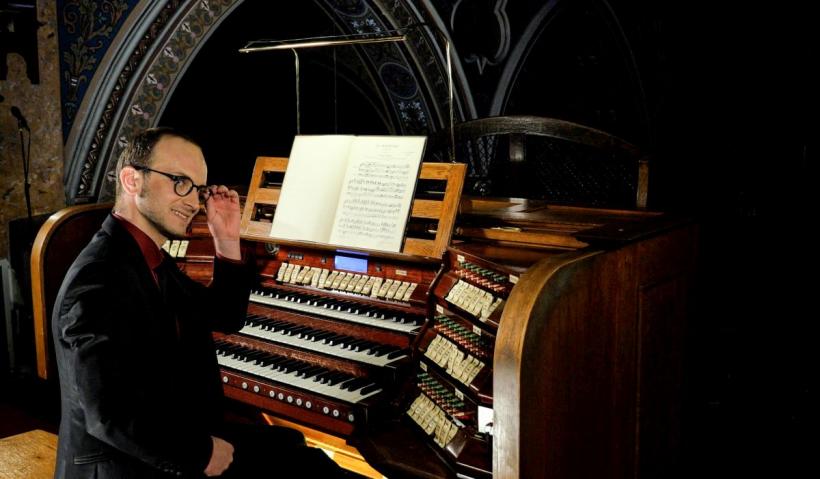 Organistul Eduard Antal susţine în iulie-august ediţia a V-a a Turneului Naţional Orgile României 18846394