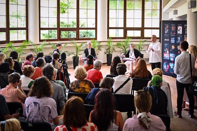 Prima zi de FITS a debutat în forță, cu invitați speciali și spectacole de neuitat! 18846860