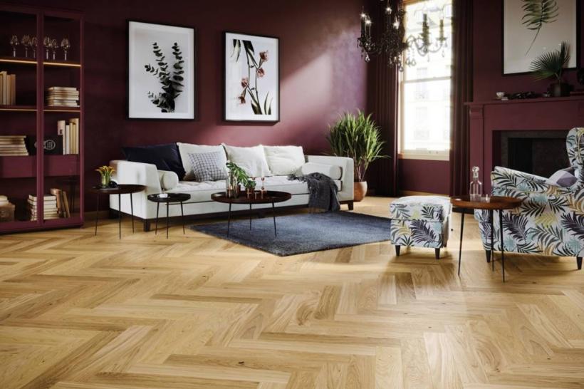 Cum alegi modelul potrivit de parchet triplustratificat? Un ghid pentru modelele de montaj parchet: Chevron, Herringbone și alte modele interesante. 18847431