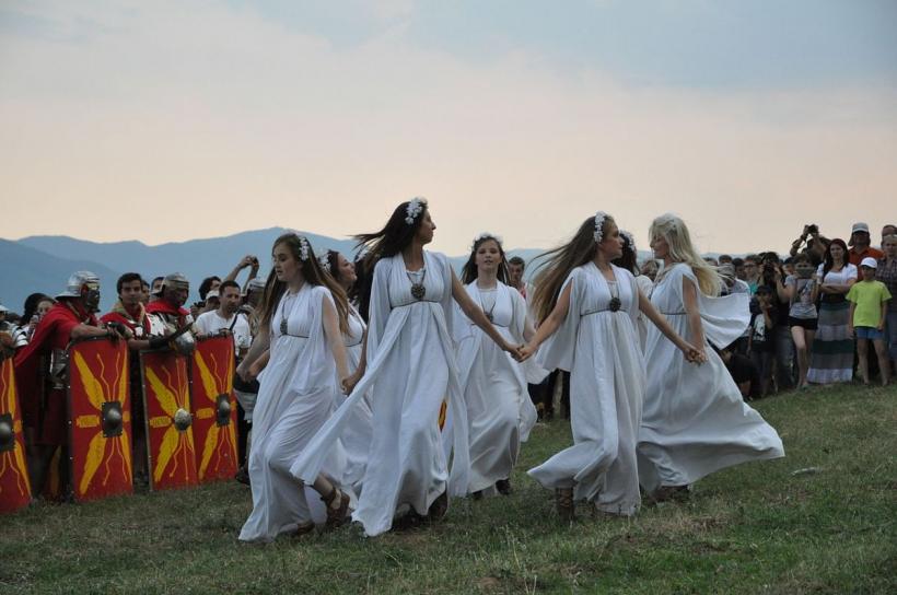 Drăgaica ori Sânzienele - codurile secrete ale sărbătorilor românești