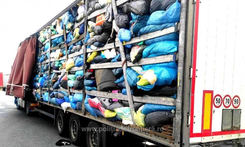 Două containere cu bunuri contrafăcute sosite din China, reținute în Vama Constanța